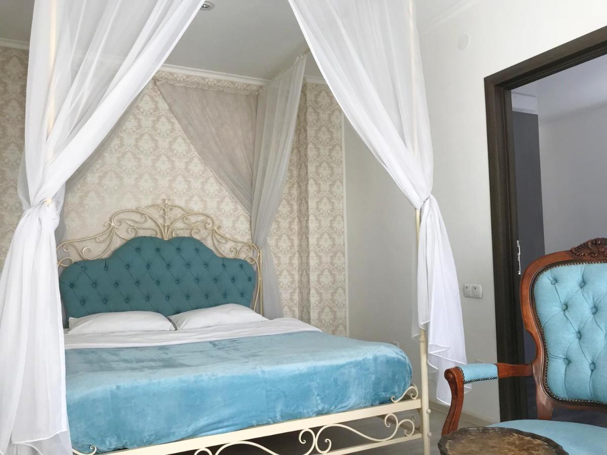 Romantic Apartments - Центр Львова , З Видом На Місто Ngoại thất bức ảnh